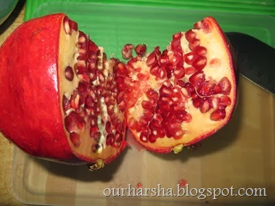 open and seed a Pomegranate (5)