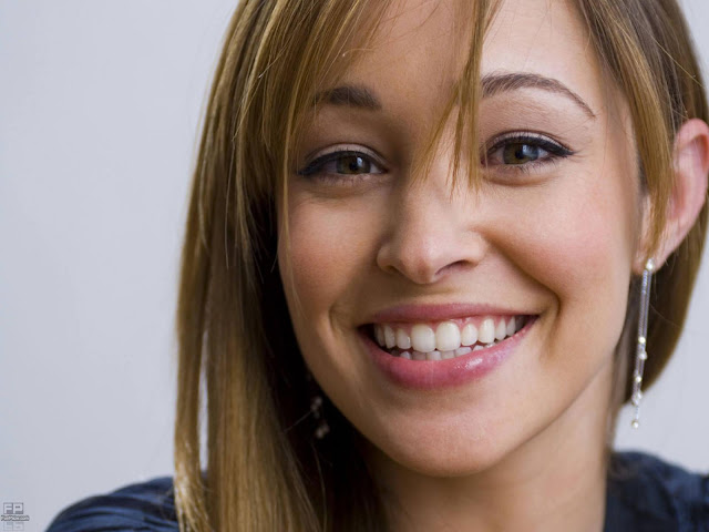 Autumn Reeser Beautiful HD Wallpaper