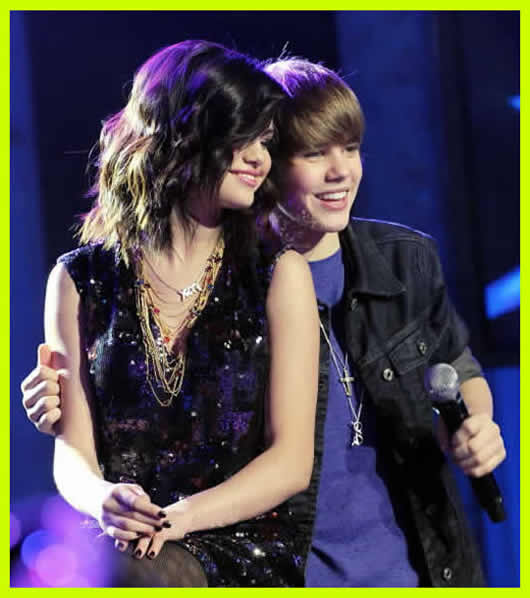 pictures of selena gomez and justin bieber together. selena gomez and justin bieber