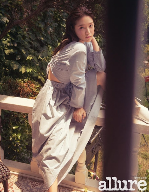 Foto Yeri Allure