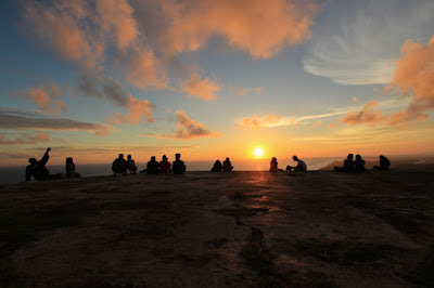 Bukit Parangndog: Spot Terbaik Berburu Sunset di Jogja