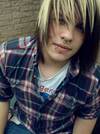 scene kid hairstyles. scene guy hairstyles