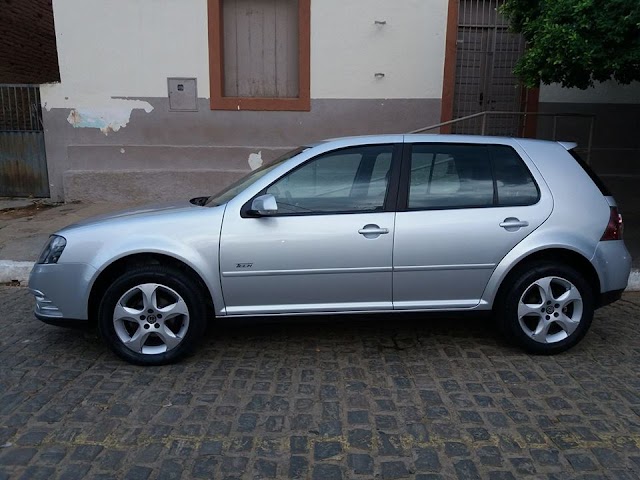 Vende-se Golf ano 2009 em Carnaiba