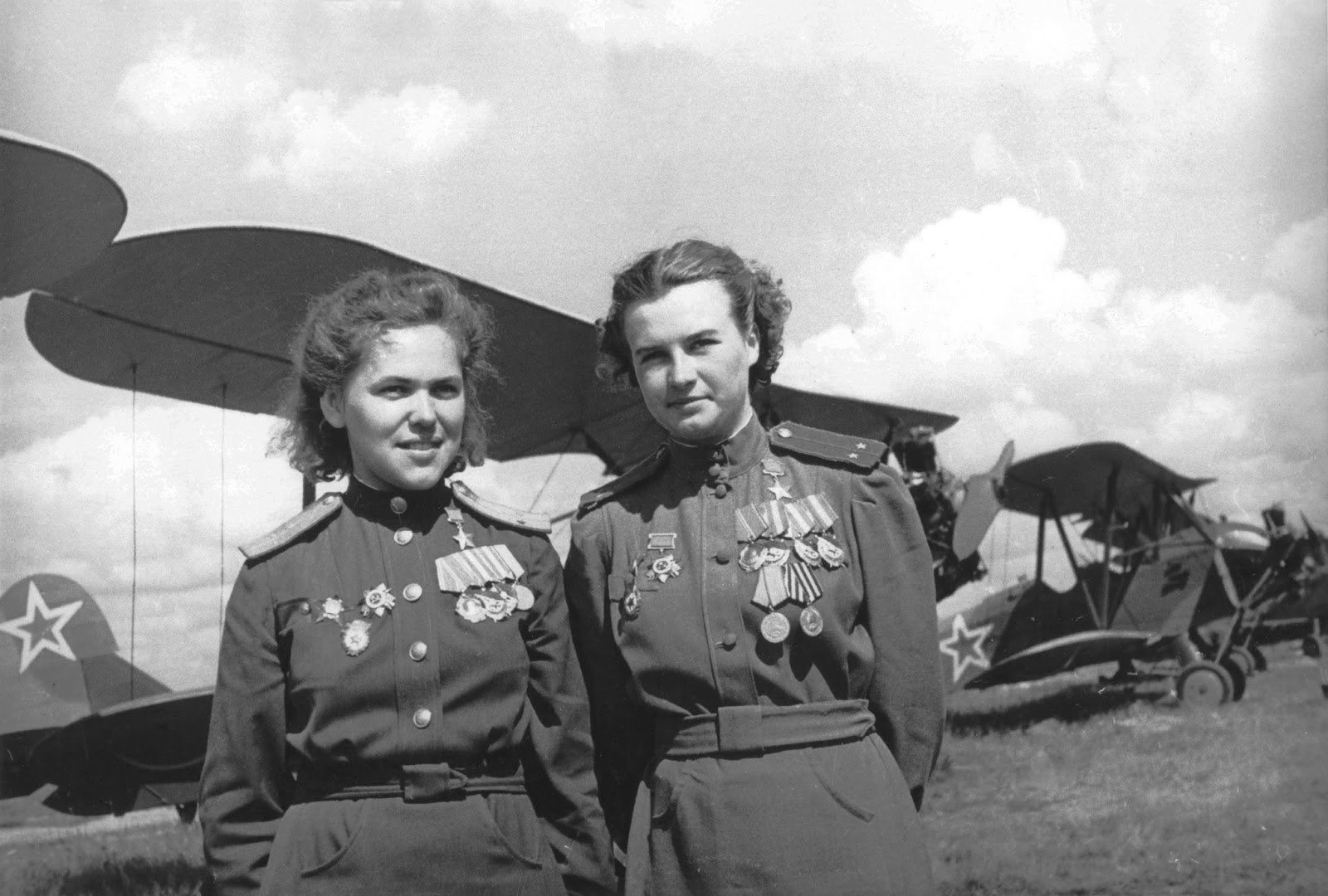 History in Photos Soviet Women Fighters