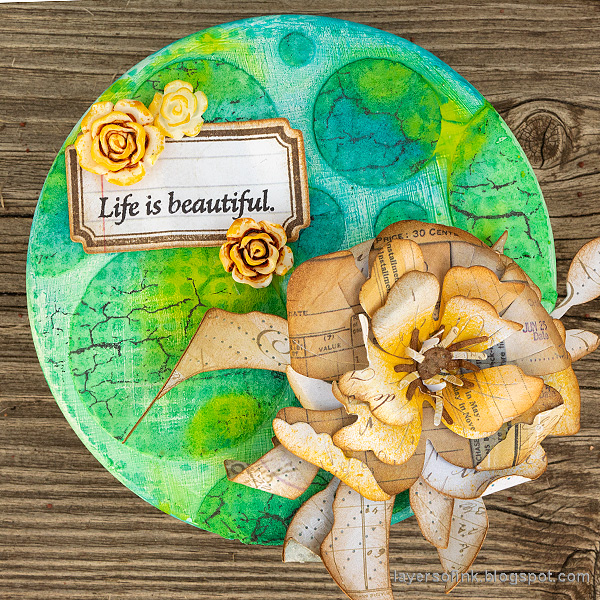 Layers of ink - Altered Tin Tutorial by Anna-Karin Evaldsson. Made with Simon Says Stamp Mix and Match Circles stencil.