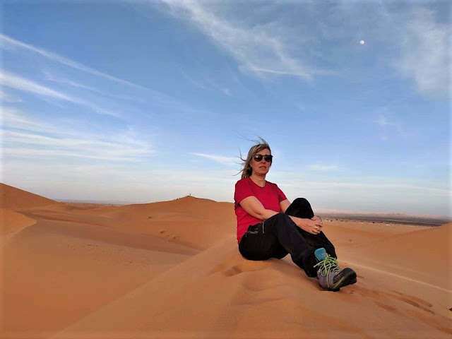 sulle dune del deserto di merzouga