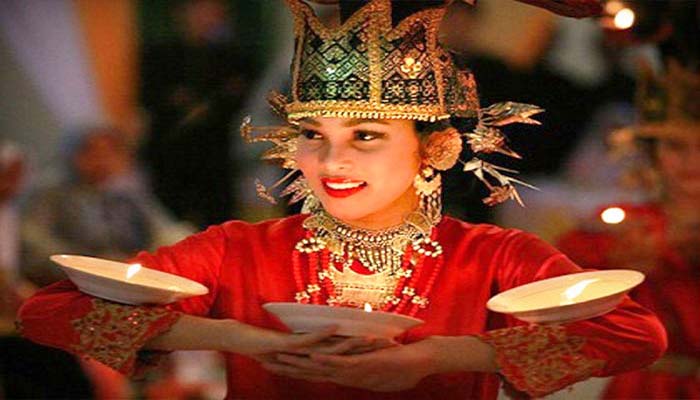 Tarian Tradisional Dari Sumatera Barat Dan Penjelasannya ...