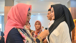 Ketua Dekranasda Ny. Genny Hendri Septa Buka Ajang Pemilihan Uda Uni Kota Padang 2023
