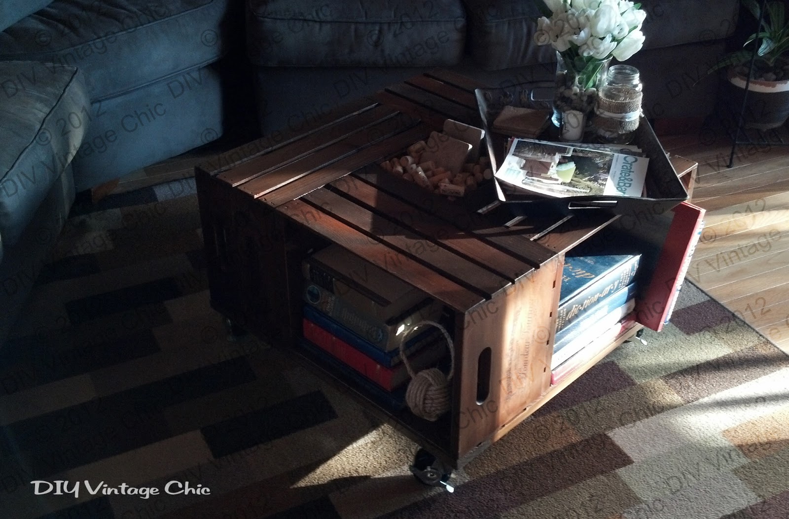 DIY Vintage Chic: Vintage Wine Crate Coffee Table