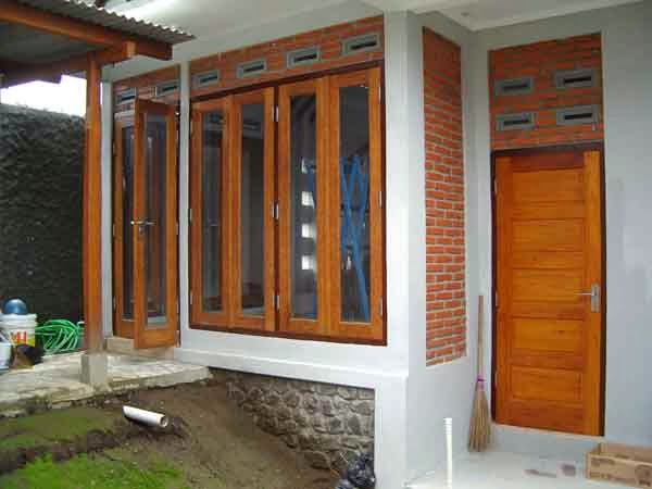 Jendela Minimalis Ukuran Kecil, Yang Menawan!