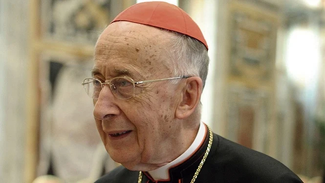 Para cardenal italiano, "hay riesgo de cisma" en la Iglesia por bendiciones a parejas gays