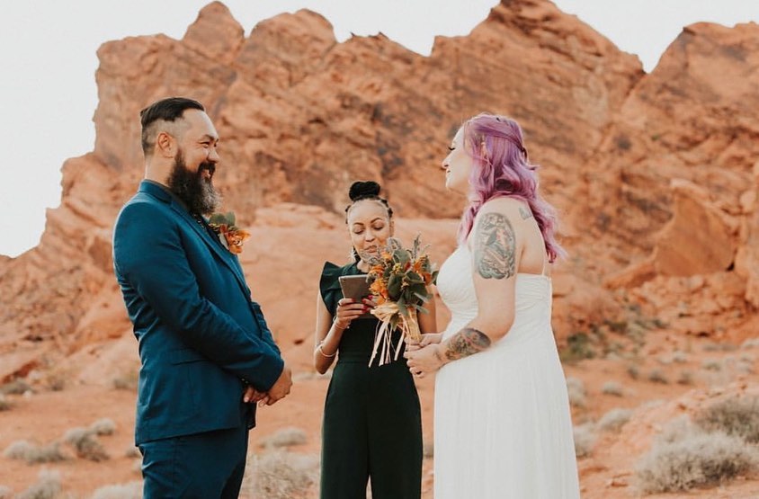 valley of fire elopement in Las Vegas, Las Vegas african american wedding officiant