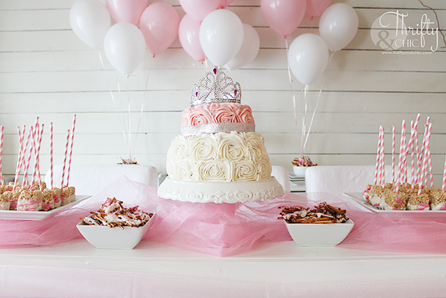 DIY princess birthday party decor and decorating ideas. Princess birthday cake idea