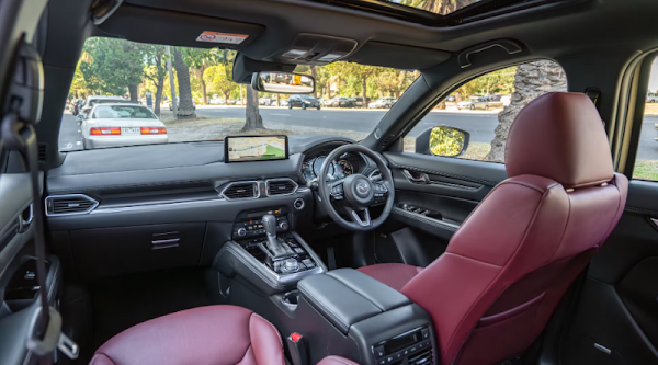2024 Mazda CX-8 G25 GT SP FWD Interior