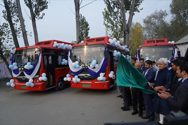 Srinagar Smart City Ltd Gets 1st Batch of Ultra EV Electric Buses from Tata Motors