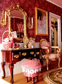 dollhouse vanity