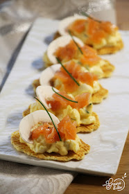 Crackers Oeuf Mayonnaise Truite Fumée Ciboulette Poivre Recette Apéritive Facile Rapide Pas Chère