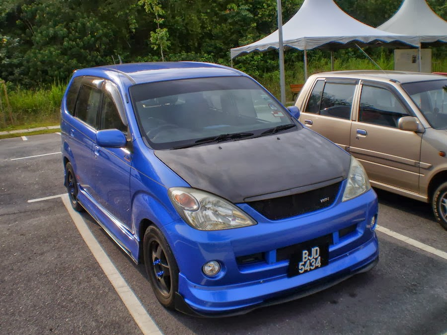  Modifikasi avanza ceper veloz hitam putih silver all new 