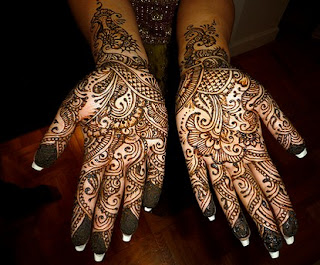 Henna-Mahndi-Beautiful-Hand-Wallpaper