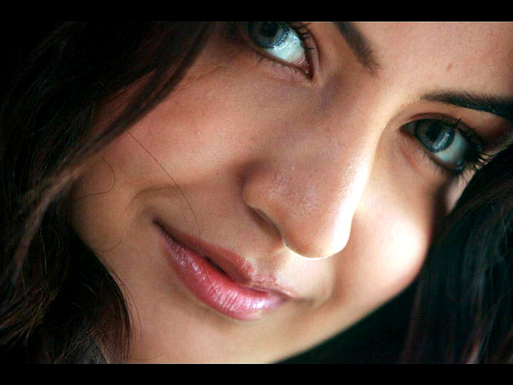 Anushka Sharma Wallpapers