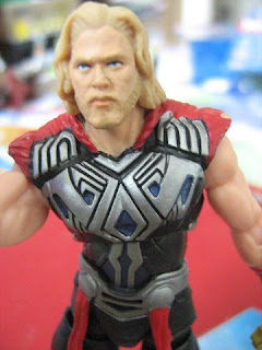 Thor Marvel Univese movie sword hammer battle strike Asgard Avengers