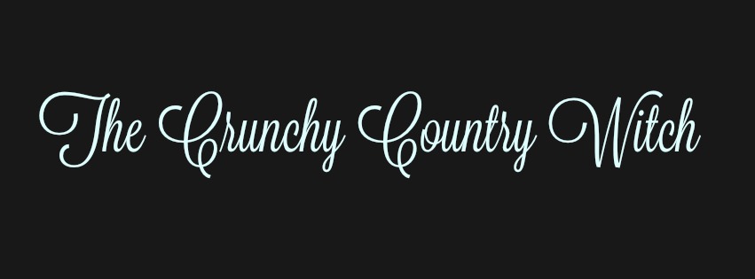      The Crunchy Country Witch
