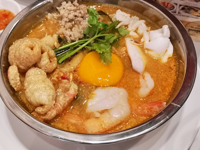 Tom Yum Mama Noodles Pot