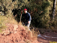 Inici del corriol que puja al Turó del Casuc. Autor: Carlos Albacete