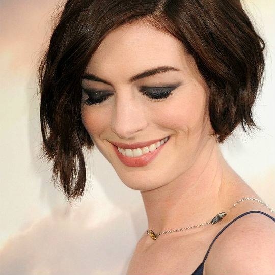 Anne Hathaway Profile Pics Dp Images