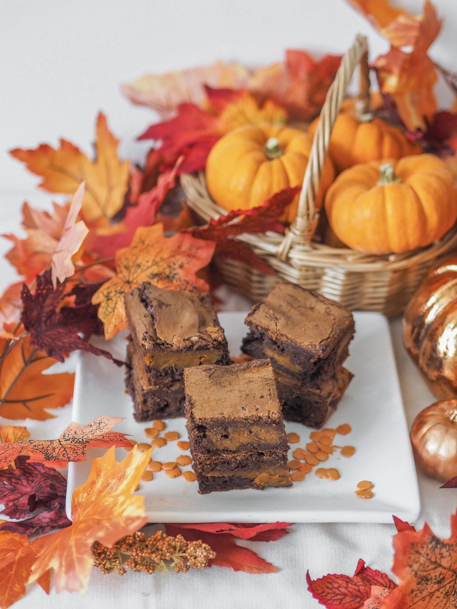 Pumpkin Swirl Chocolate Brownies, Food Blogger, Katie Kirk Loves, Autumn Recipe, Fall Recipe, Autumn Baking, Pumpkin Spice Recipe, Chocolate Brownie Recipe, UK Baking Blog, Pumpkin Spice Brownies, Pumpkin Spice Baking