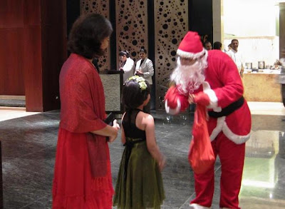 Santa at La Terrazza Pune