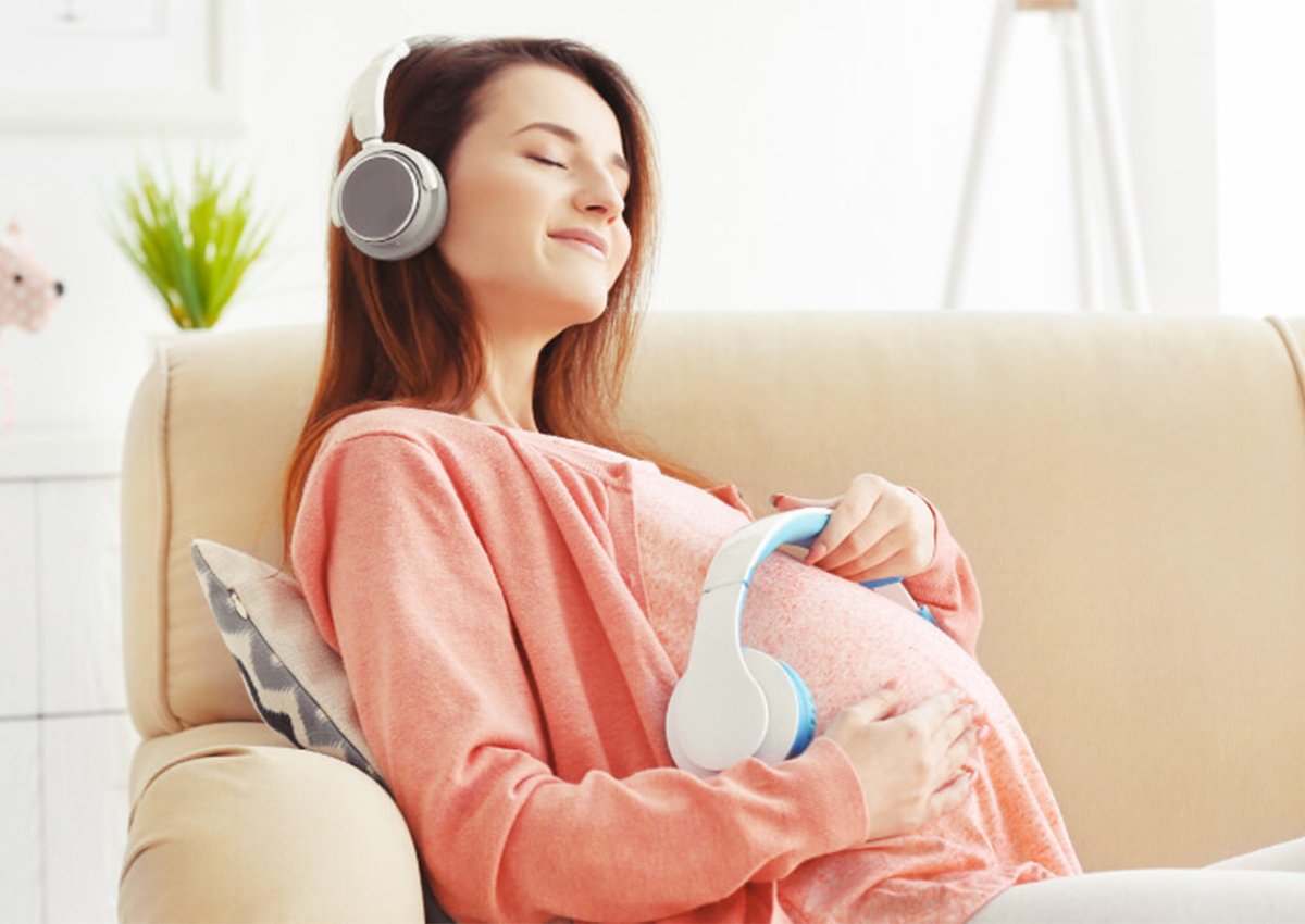 manfaat mendengarkan musik selama kehamilan