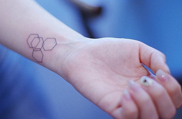 este_padro_geomtrico_da_tatuagem