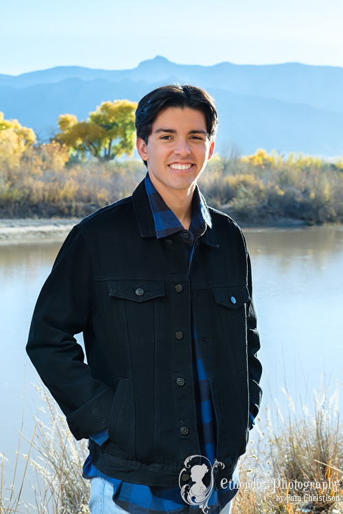 professional photo of a high school senior outdoor location bosque Albuquerque