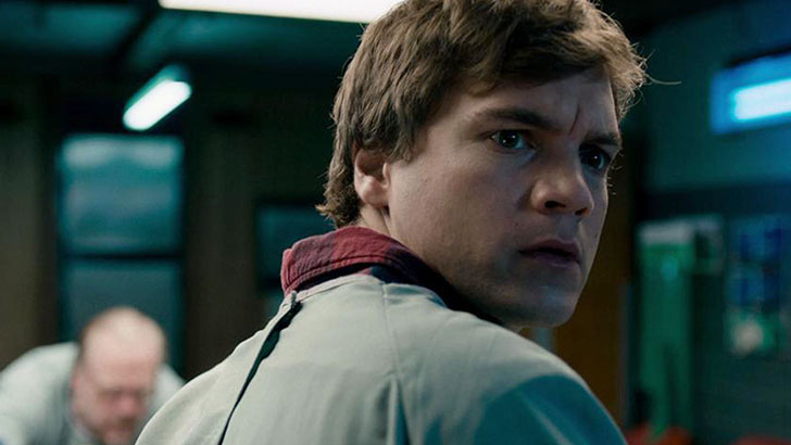 O ator Emile Hirsch como Austin no filme 'A Autópsia', de André Øvredal