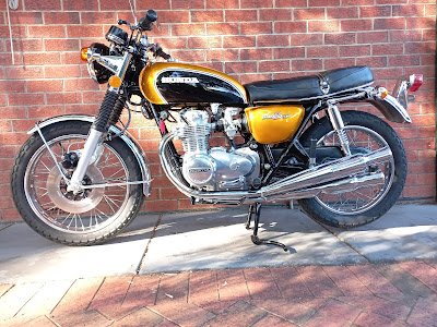 Honda CB500K1 1972