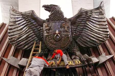 SEJARAH ARTI MAKNA LAMBANG GARUDA  PANCASILA  freewaremini