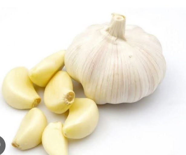 Info Herba: 10 Khasiat Bawang Putih