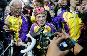 WOW! 105-Year-Old Cyclist Robert Marchand Sets World Record (PHOTOS)