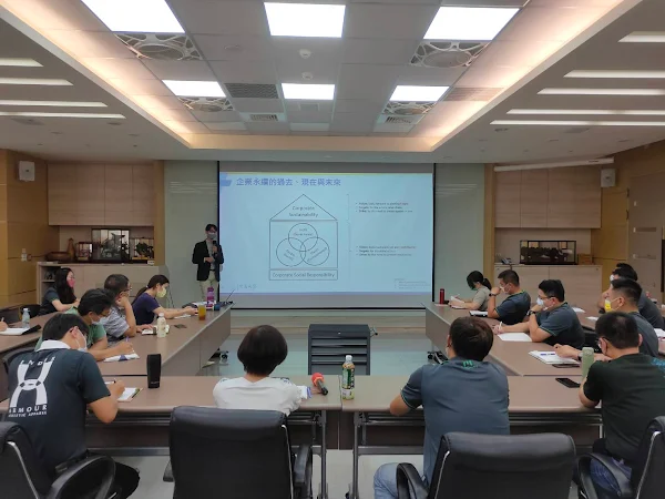 ▲臺灣工具箱龍頭「明昌國際工業股份有限公司」，近年運用該計畫規劃企業轉型所需教育訓練課程，引領中高齡員工共學有成。（中彰投分署提供）