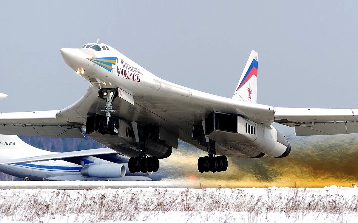 Tupolev Tu-160 Wallpaper 2