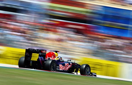 Berapa Kecepatan Maksimal Mobil Formula 1 ?