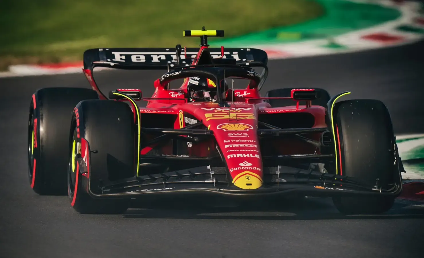 Carlos Sainz conquista la pole del gran premio d'Italia 2023