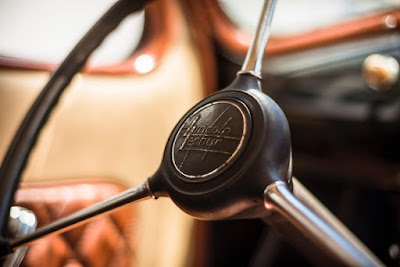 Lincoln Zephyr Steering Wheel Emblem