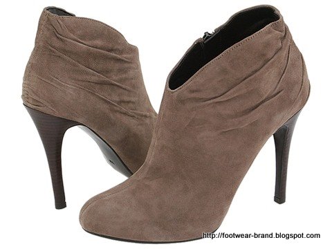 Footwear-brand:5450D_(179839)