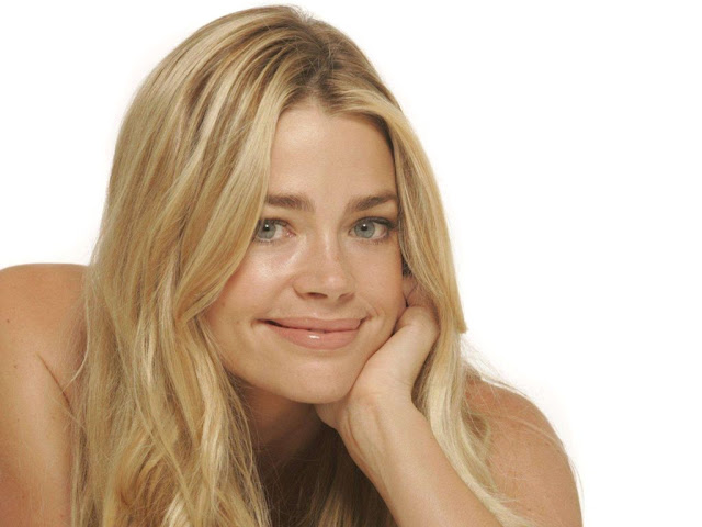 Hot Denise Richards's Wallpaper