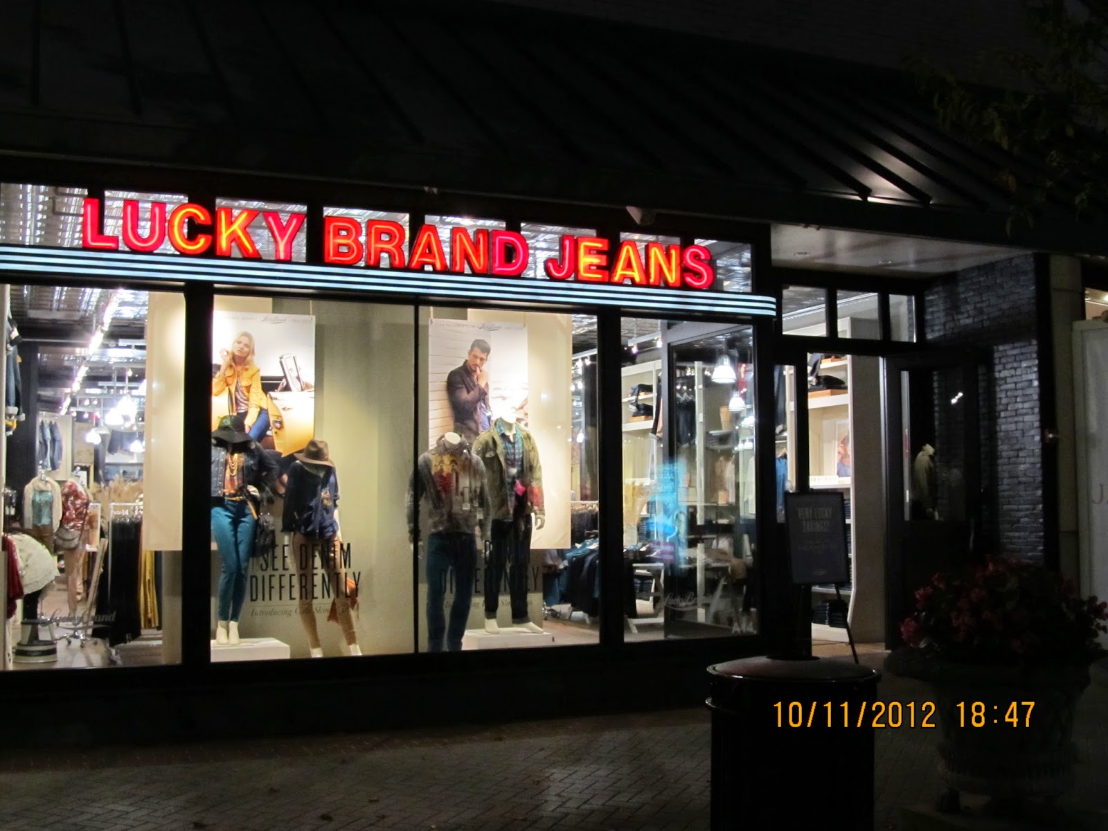 Lucky Brand retail storefront at Westfield Old Orchard Shopping