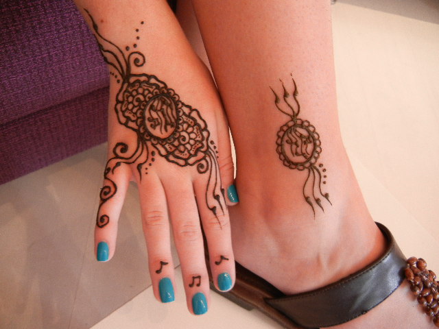 Henna Leg Tattoo