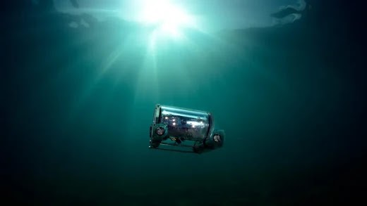 Os ROVs (veículos operados remotamente) são muito úteis na exploração do fundo do oceano sem a necessidade de enviar mergulhadores que possam estar sujeitos a riscos.