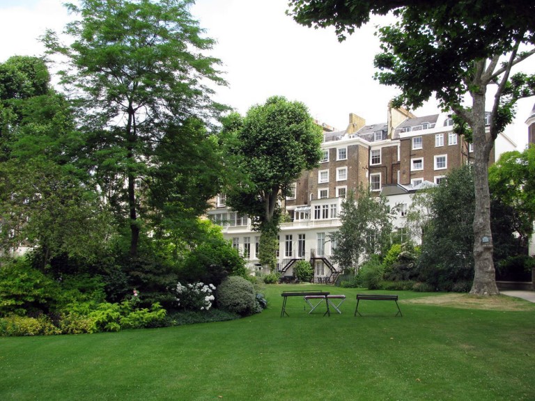 Contemporary Maisonette Apartment In A Grade II Listed Victorian Terraced Building